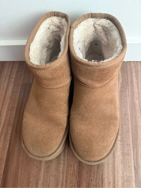Ugg platform boots